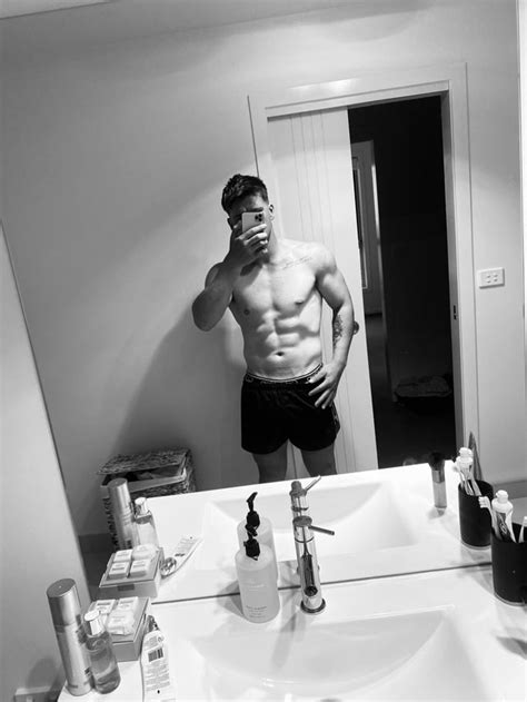 Saw A Post Of Felix Kjellbergs Pewdiepie Body Transformation About 7