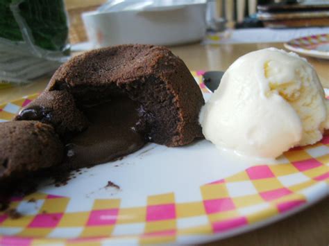 molten chocolate lava cake confessions   confectionista