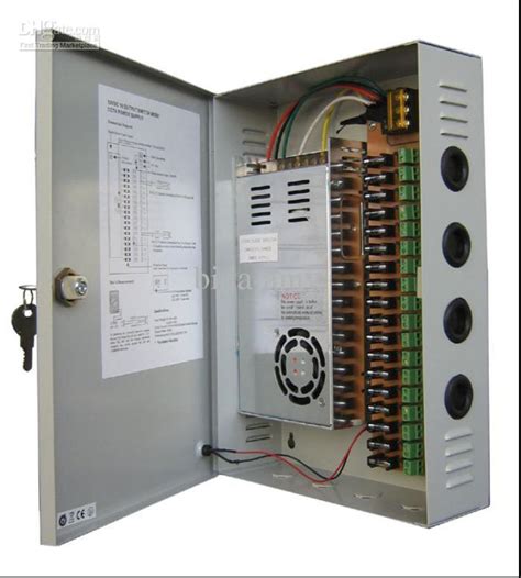 isdistcom power box  outputs  amps