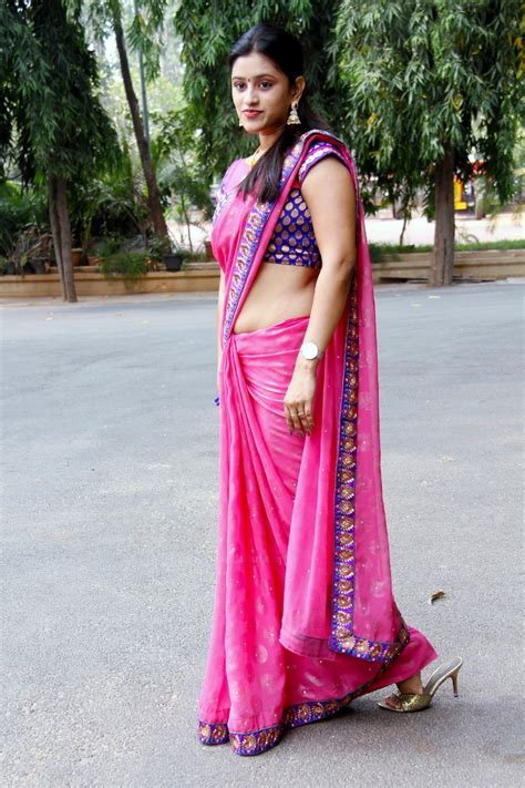 beauty galore hd priya anduluri very hot in pink saree candid on the street