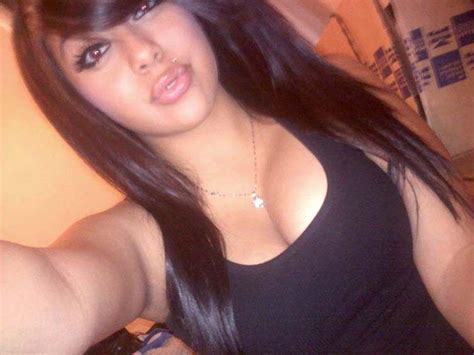 busty latina with big lips 8 pics