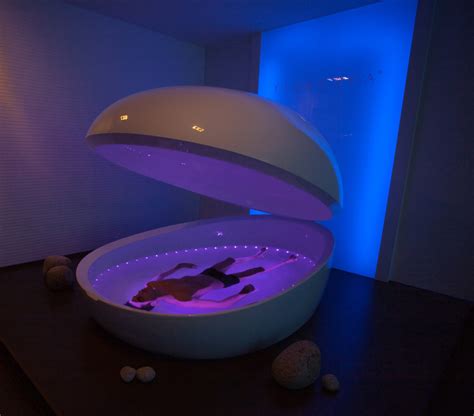 reference float spa