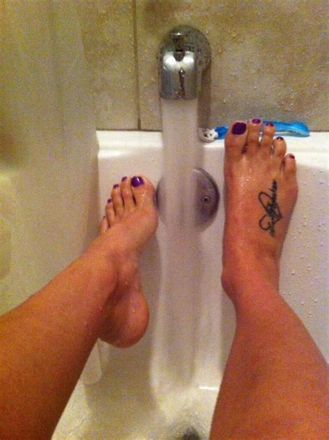 Katie Cummings S Feet