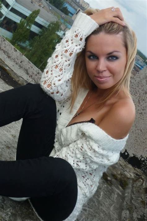 セクシーなロシアの女の子のイルマ プライベート写真、自家製ポルノ写真