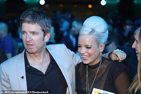 lily allen cosies up to noel gallagher after revealing her toilet sex romp with his brother