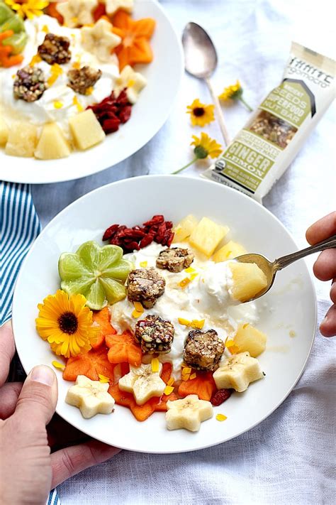 healthy  easy greek yogurt breakfast recipes giveaway