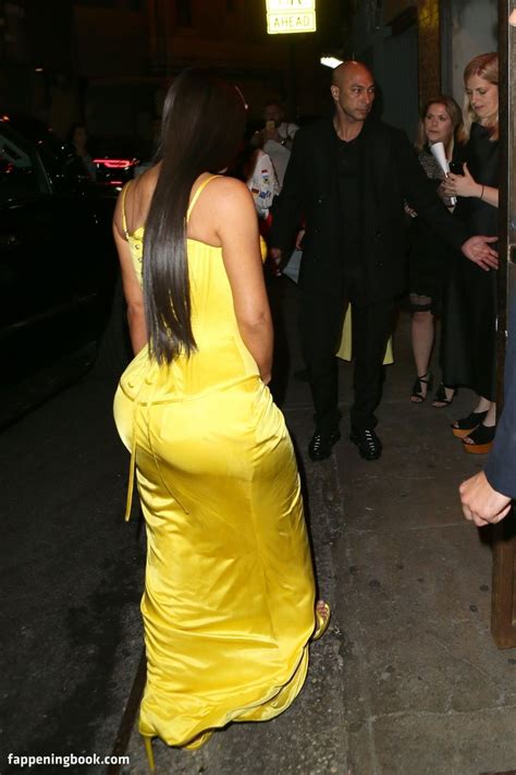 Kim Kardashian Kimkadarshian Nude Onlyfans Leaks The Fappening
