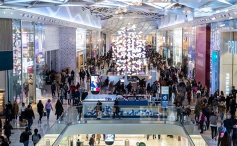 westfield crowned  uks  shopping centre