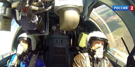 Chitchat Putins Su 34 Got Aisle And Toilet Can Walk Inside Cockpit