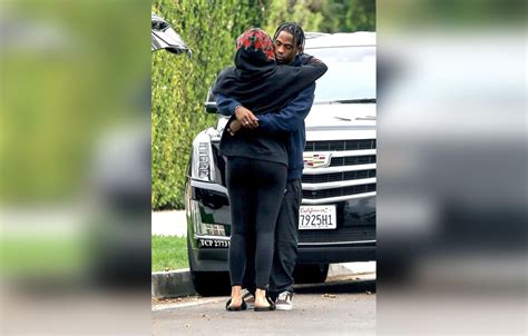 [pics] Kylie Jenner Travis Scott Dating Rapper Caught Grabbing Star