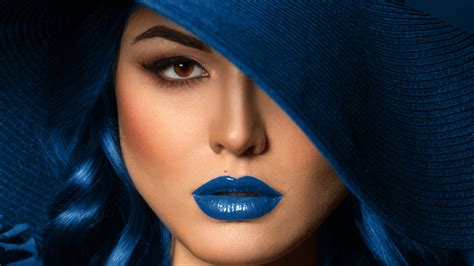 heres   wear blue lipstick