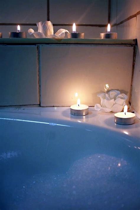 40 Ways To Use Candles In Bathroom For Special Nights