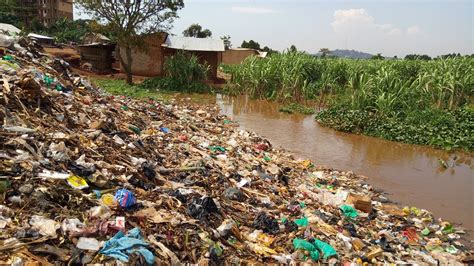 waste dumping  africa worries  environment water journalists africa