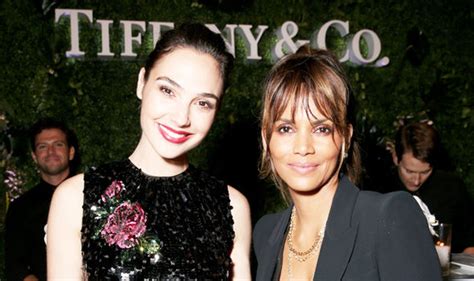 gal gadot wants halle berry to play her wonder woman 2 lesbian lover