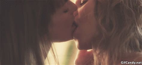 Hot Lesbians Kissing  Candy
