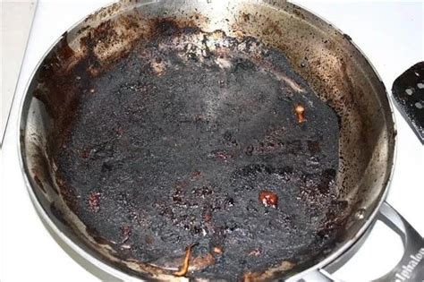 ways  clean  burnt pot   minutes cleaneat integrated services