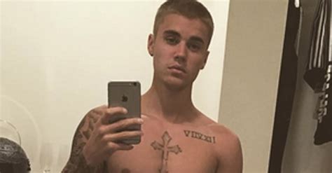 Justin Bieber S Crotch Grab Completes His Transformation
