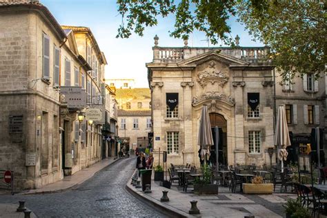 quick sightseeing guide  visiting avignon france travelsewhere