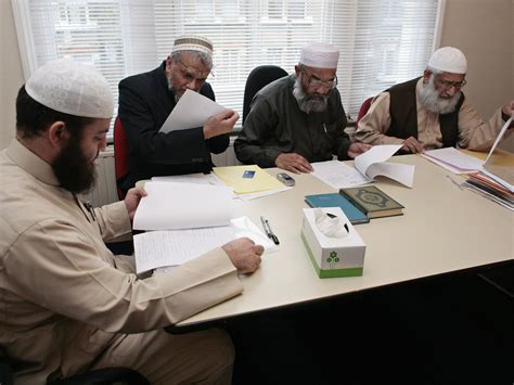 sharia courts in uk face government inquiry over treatment