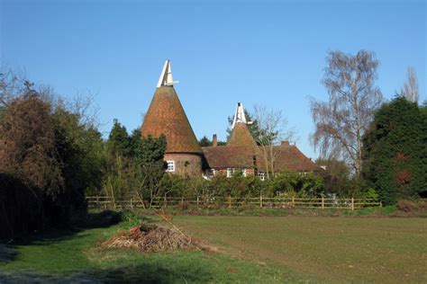 sawyers oast high street hawkhurst  oast house