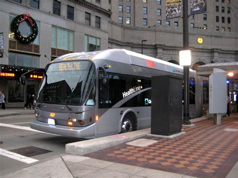 group  charleston area business leaders aim  build support  bus rapid transit system
