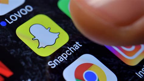 snapchat nobody seems to like the update to the messaging app