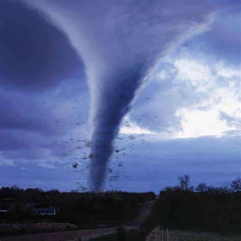 survive  tornado   choose  safe room family handyman