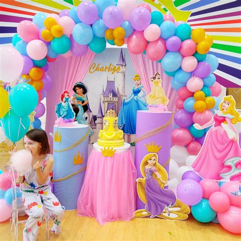 tips  hosting  charming princess theme birthday party