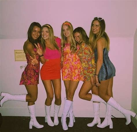 Ten Easy And Cute Group Costume Ideas Her Campus