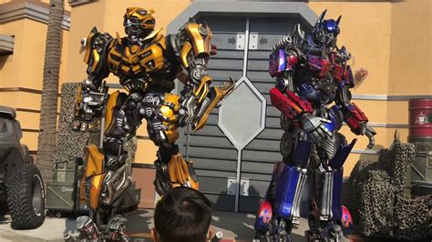 Transformers Bumblebee And Optimus Prime Meet Samuel Youtube