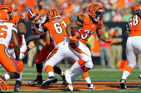 bengals running game excels  win  browns