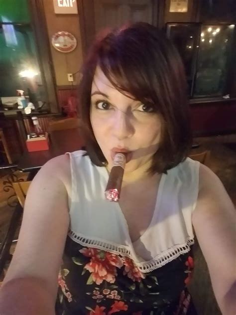 Cigar Smoking Boss 2 Cigar Girl Smoke Lifestyle Female Lady Cuba