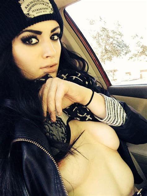 paige wwe nude photos and leaked porn video scandal planet