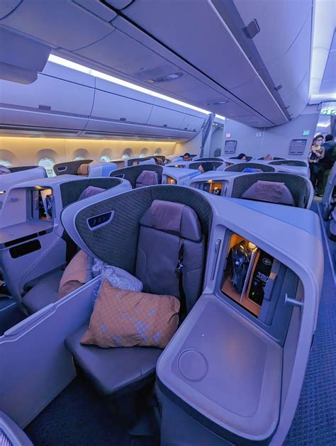 review singapore airlines lackluster business class  sydney travel
