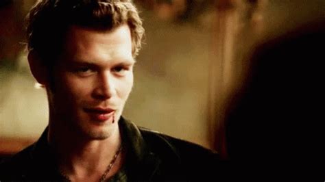 tvd klaus gif tvd klaus discover share gifs