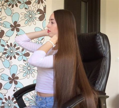 Video Classic Length Hair Play In Chair