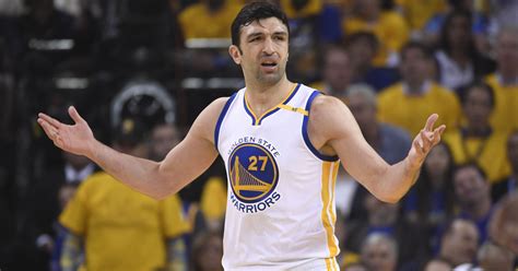 zaza pachulia returns to warriors on one year contract