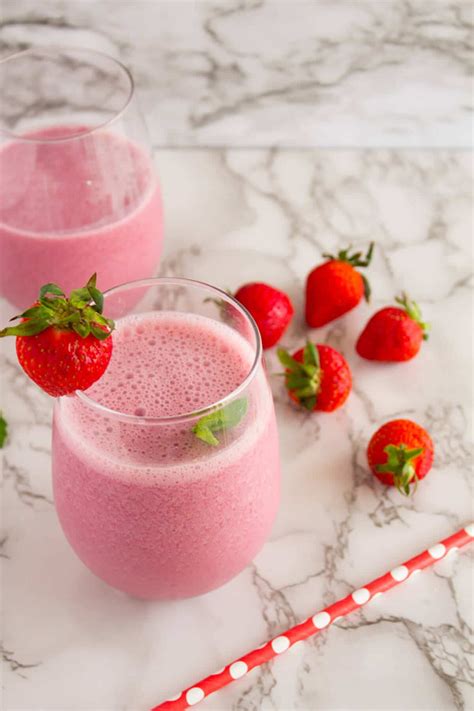 simple strawberry smoothie  mint   ingredients