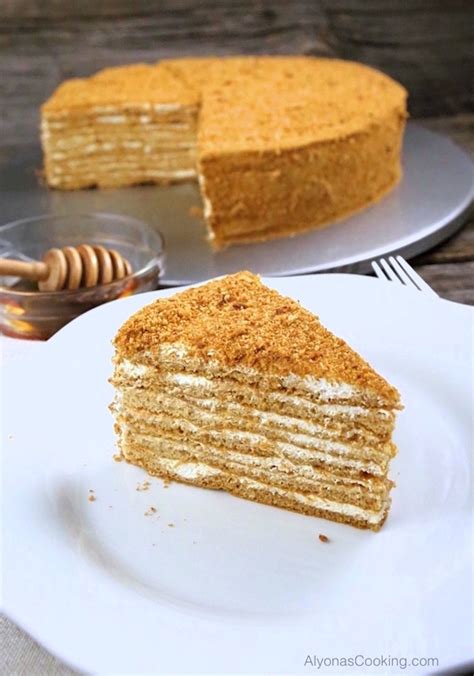 russian store copycat honey cake recipe medovik