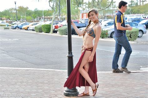Hot Coed Eva Does The Best Princess Leia Cosplay Ever