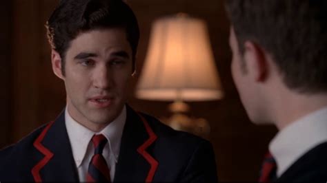 Glee Kurt And Blaine S First Kiss 2x16 Youtube