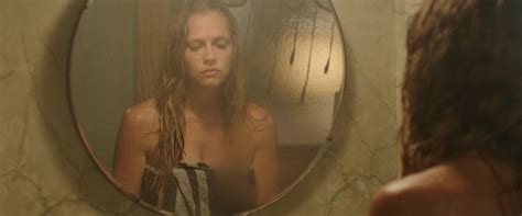 teresa palmer sexy lights out 2016 hd 1080p