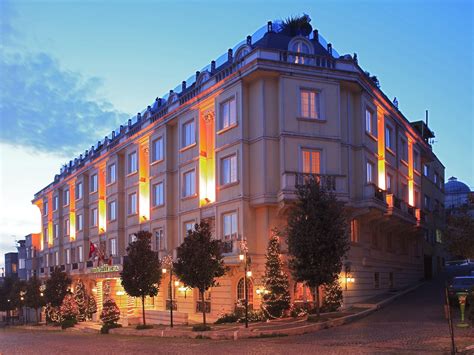 istanbul eresin crown hotel turkey europe located  sultanahmet eresin crown hotel