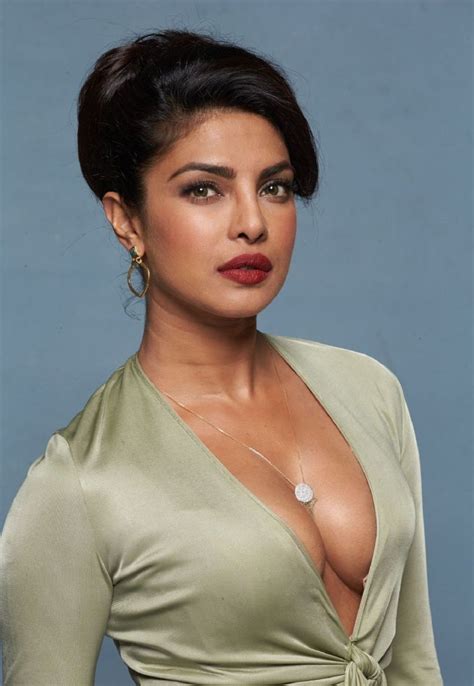 priyanka chopra hot photo shoot in green dress glamorous indian models