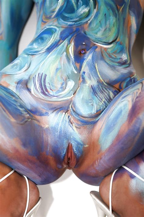 Lizzie Ryan With Bodypainting 16 Pics Xhamster