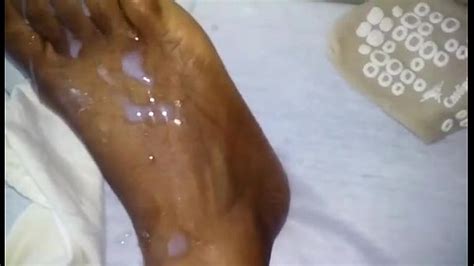 cum shower on sleeping beauty s feet xvideos