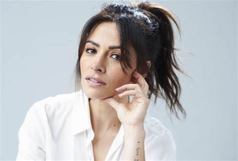 sarah shahi to star in ‘sex life — new netflix dramedy
