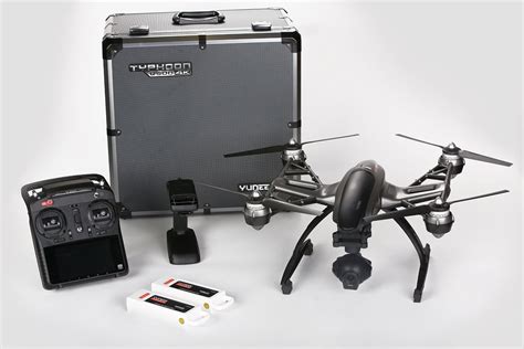 yuneec   quadcopter apv  cgo camera
