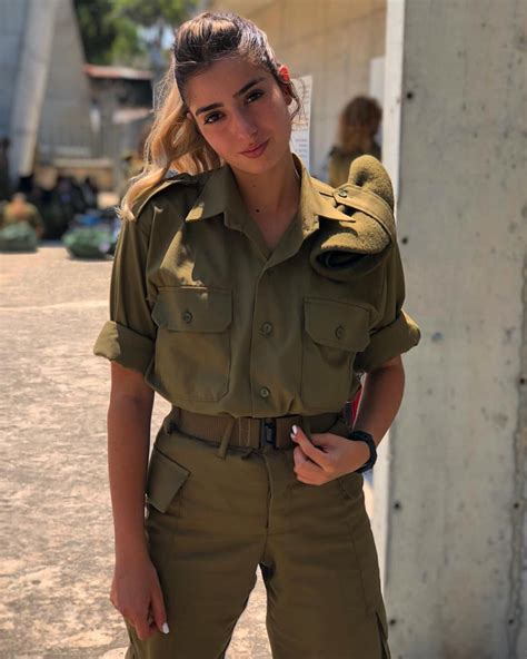 amazing wtf facts beautiful israeli military women