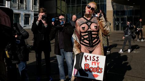 dutch bar owners sex workers protest against virus